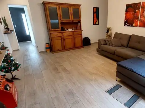 Bernardo de Irigoyen 100