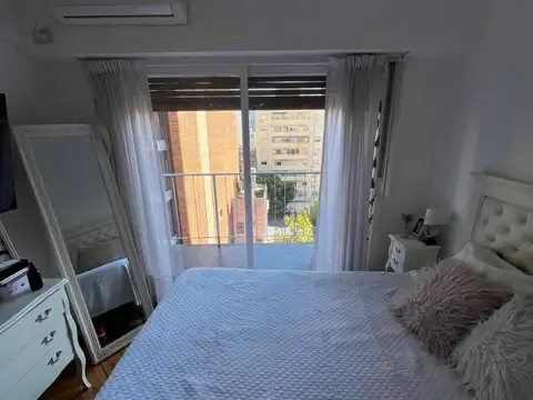 IMPECABLE SEMIPISO DE 88 M2 CON COCHERA
