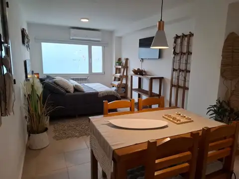 Departamento en Alquiler de Monoambiente