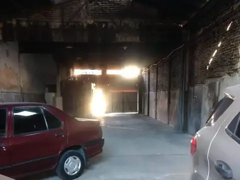Excelente Ubicación, Galpón Y Vivienda