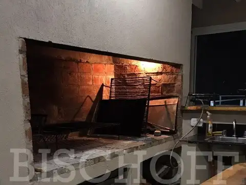 costa esmeralda , partido de la costa