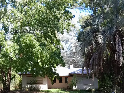 Casa quinta en venta en Los Abedules, Loma Verde