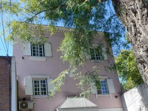 Casa en Alquiler Temporal con 1 cochera