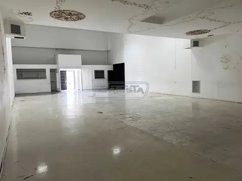 Local en Venta en Ramos Mejia, USD 1.400.000