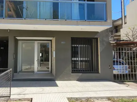 Cochera cubierta en Las Heras 5900 (A estrenar)