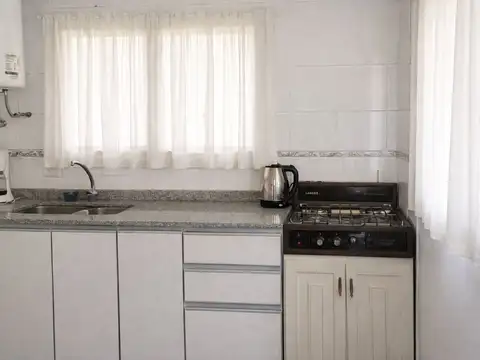 QUINTA DE 1.900 M2 - PILETA- CASA PPAL + CASA INVITADOS + QUINCHO