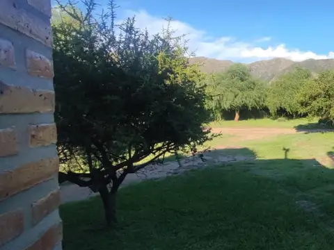 A 900mts De La Ruta 1