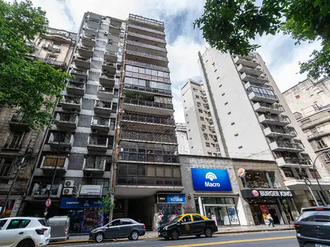 Muy lindo departamento de 3 ambientes con dependencia o 4 ambientes en el Barrio de Palermo.