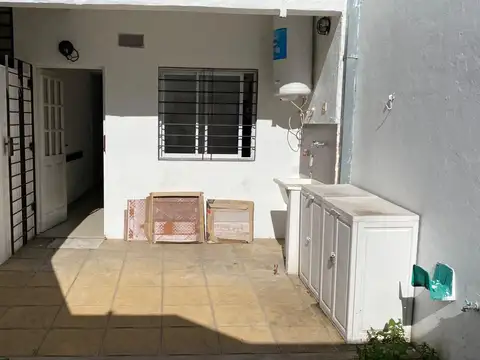 Depto Tipo Casa en Venta con 1 cocheras