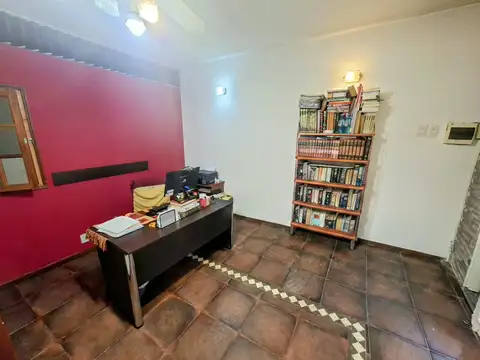 Excelente Casa  de 5 ambientes en Saenz Peña