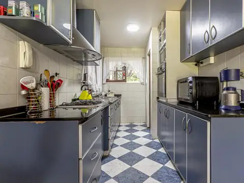 Casa en Venta en Don Torcuato, USD 395.000