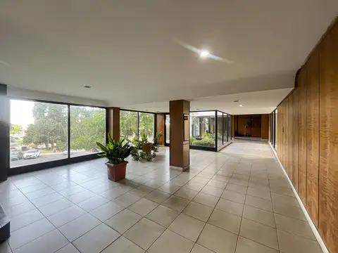 Departamento 5 ambientes con 2 baños