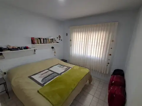 Depto. tipo casa en Villa Gral. Belgrano
