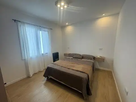 VENTA PH 2 AMB. RECICLADO Y AMOBLADO EN LA PERLA