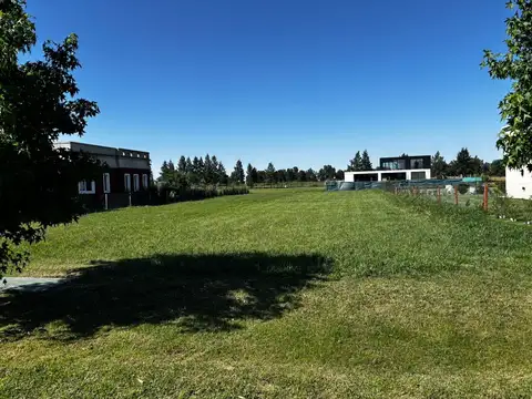 LOTE EN VENTA EN COUNTRY FINCAS DEL ALBA CANNING