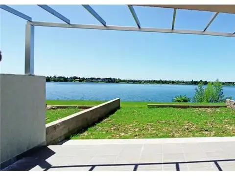 DEPTO VENTA,TIGRE,3 AMB,VILLANUEVA,CON JARDÍN/LAGO
