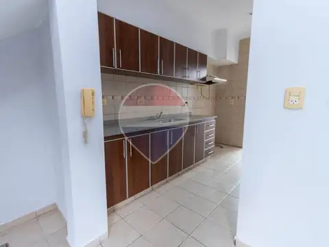 Depto Tipo Casa 4 ambientes con 1 baño