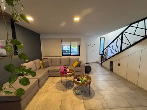 VENTA DUPLEX 3 DORMITORIOS BV PRINCIPAL DOCTA