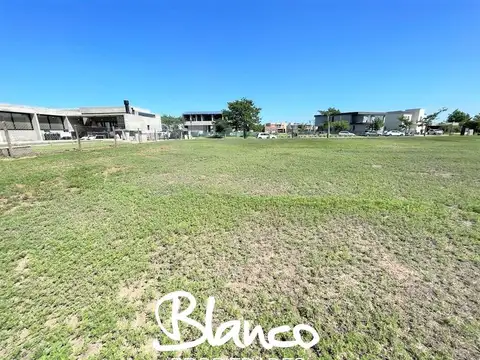 Terreno en Venta en El Canton, USD 155.000