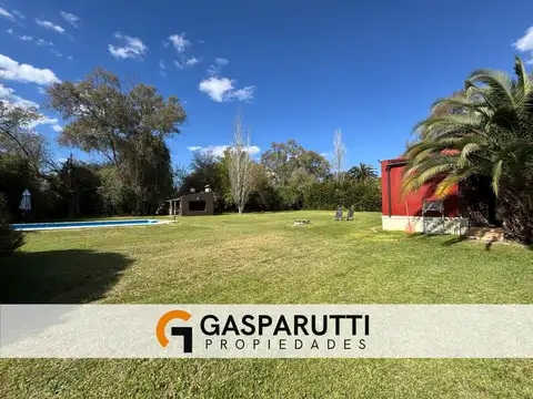 Casa en Alquiler con 5 cocheras