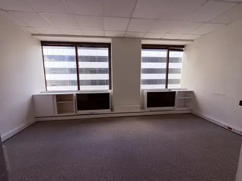 Oficina de 220 m2 en Retiro - VENTA
