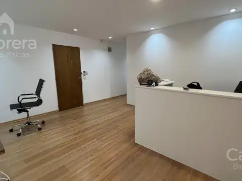 Oficina en Alquiler en La Plata, $ 400.000
