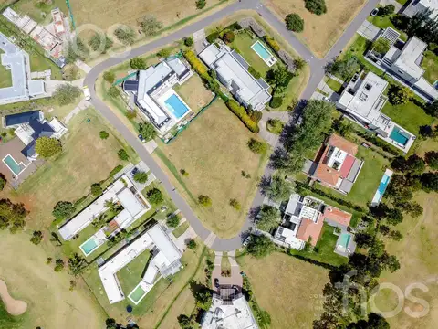 Terreno en Venta en Funes, USD 480.000