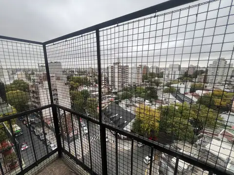 ALQUILER 3 AMBIENTES CON BALCON