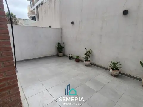 Av. Scalabrini Ortiz 700, Piso 1