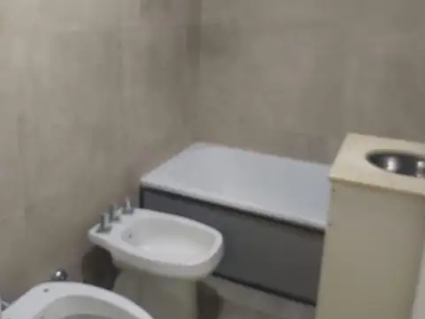 DEPARTAMENTO 2 AMBIENTES PB CONTRAFRENTE LOMAS