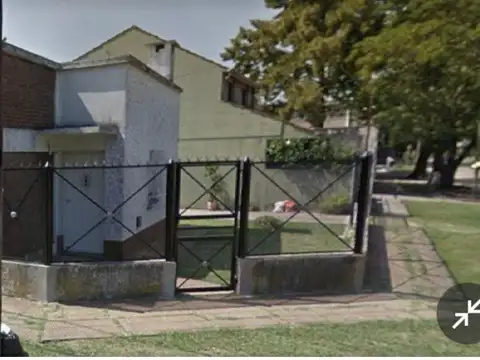 Bradley Nº1595 esq. Maure