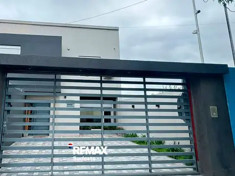 DUPLEX DE 3 DORMITORIOS + PILETA + QUINCHO
