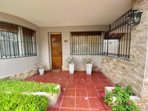 Casa en Venta en Lomas de Zamora, USD 580.000