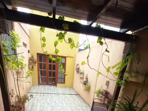 Depto Tipo Casa en Venta en Ituzaingo Norte, USD 88.000