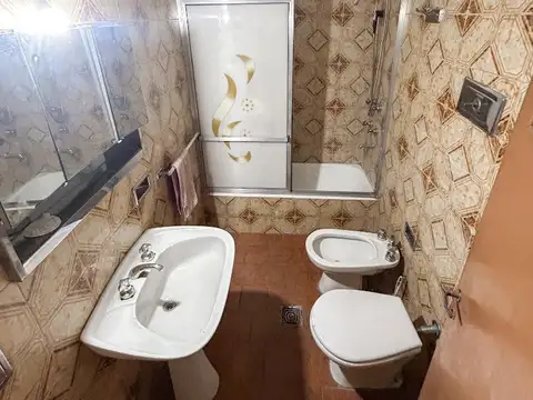 Depto Tipo Casa en Venta con 1 cocheras