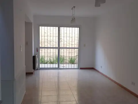 Departamento en Alquiler en Villa Nueva de Guaymallen, $ 800.000