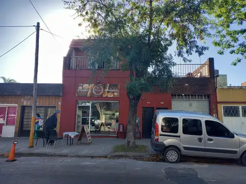 PH en venta en 1ª Piso con terraza y balcón