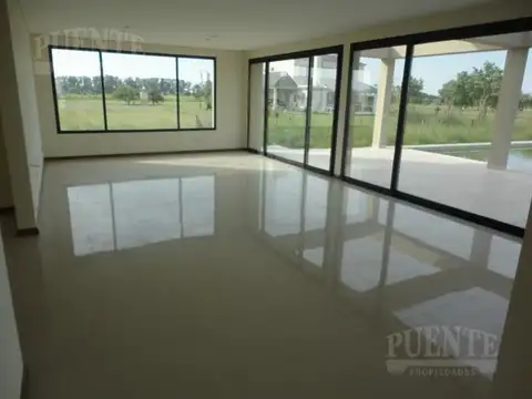 San Eliseo I Impecable Casa Racionalista A Estrenar!!!