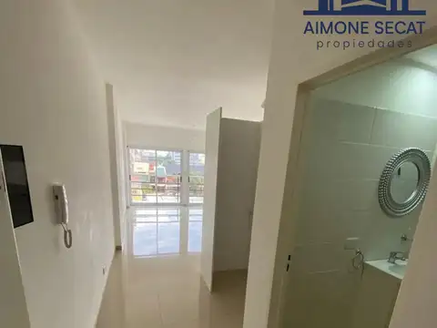 Departamento en Alquiler con 1 cochera