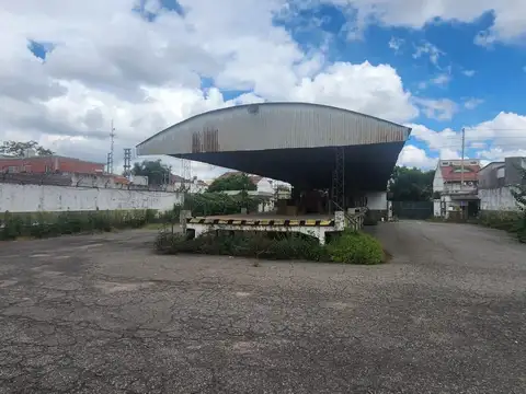 Galpon en Venta 61  mts Fondo