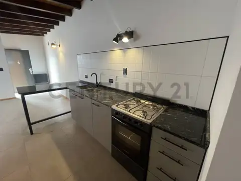 Departamento 9 ambientes con 4 baños