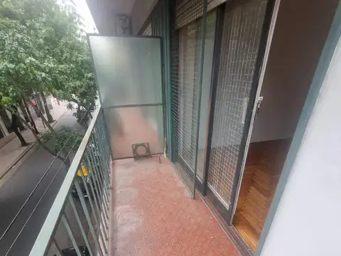 DEPARTAMENTO  EN VENTA 1 AMBIENTE SAN TELMO AL FRENTE MUY LUMINOSO