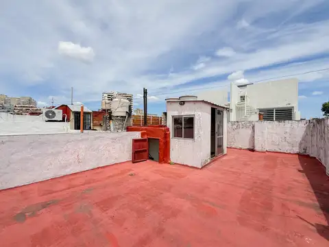 Depto Tipo Casa 3 ambientes con 2 baños