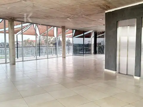 alquiler Oficina 150 metros Meet Pilar