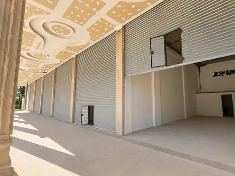 LOCAL A ESTRENAR - DE 130m2 A METROS DE LAS TOSCAS