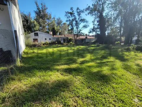 Terreno en Venta 25,11  mts Fondo