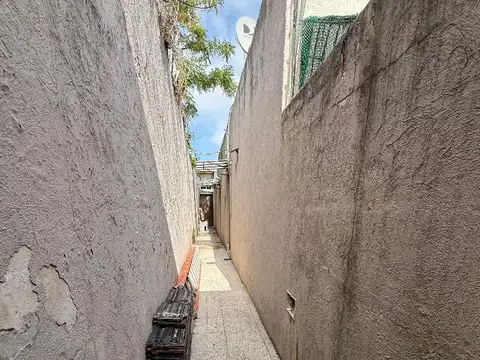 Depto Tipo Casa en Alquiler en Barrio San Pedro, $ 950.000