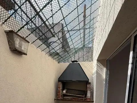 Simbron 3600, Piso PB