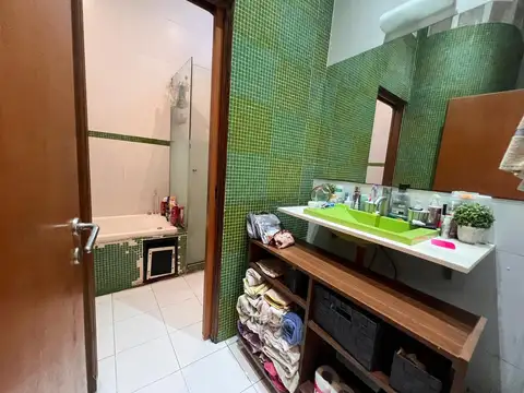 Importante casa en venta Barracas.