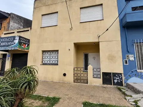 2 viviendas en un mismo inmueble con terrazas y parrilla – San Fernando